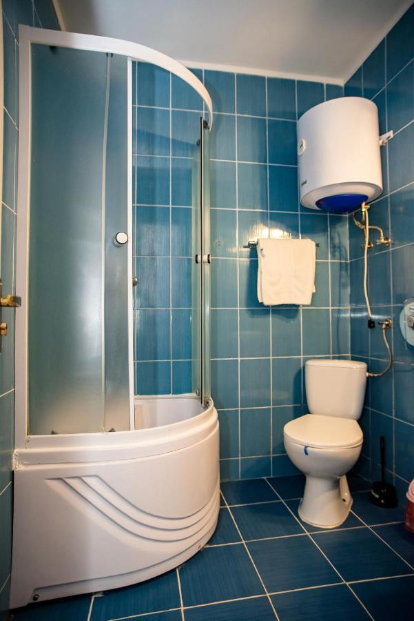 Hotel Marion Poiana Dumbraveni  Buitenkant foto